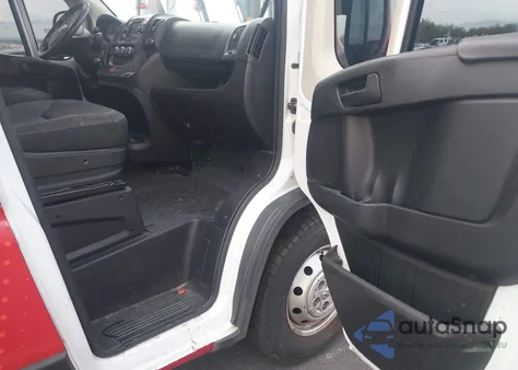 2018 Ram Promaster 1500 High Roof 136 Wb z USA, uszkodzony, nr VIN 3C6TRVBG6JE127345